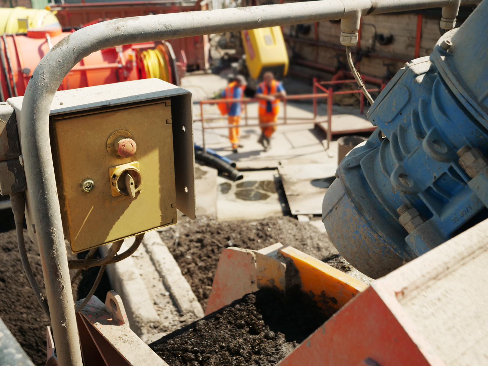 Wet Waste Recycling Experts - Waste Management Image 2