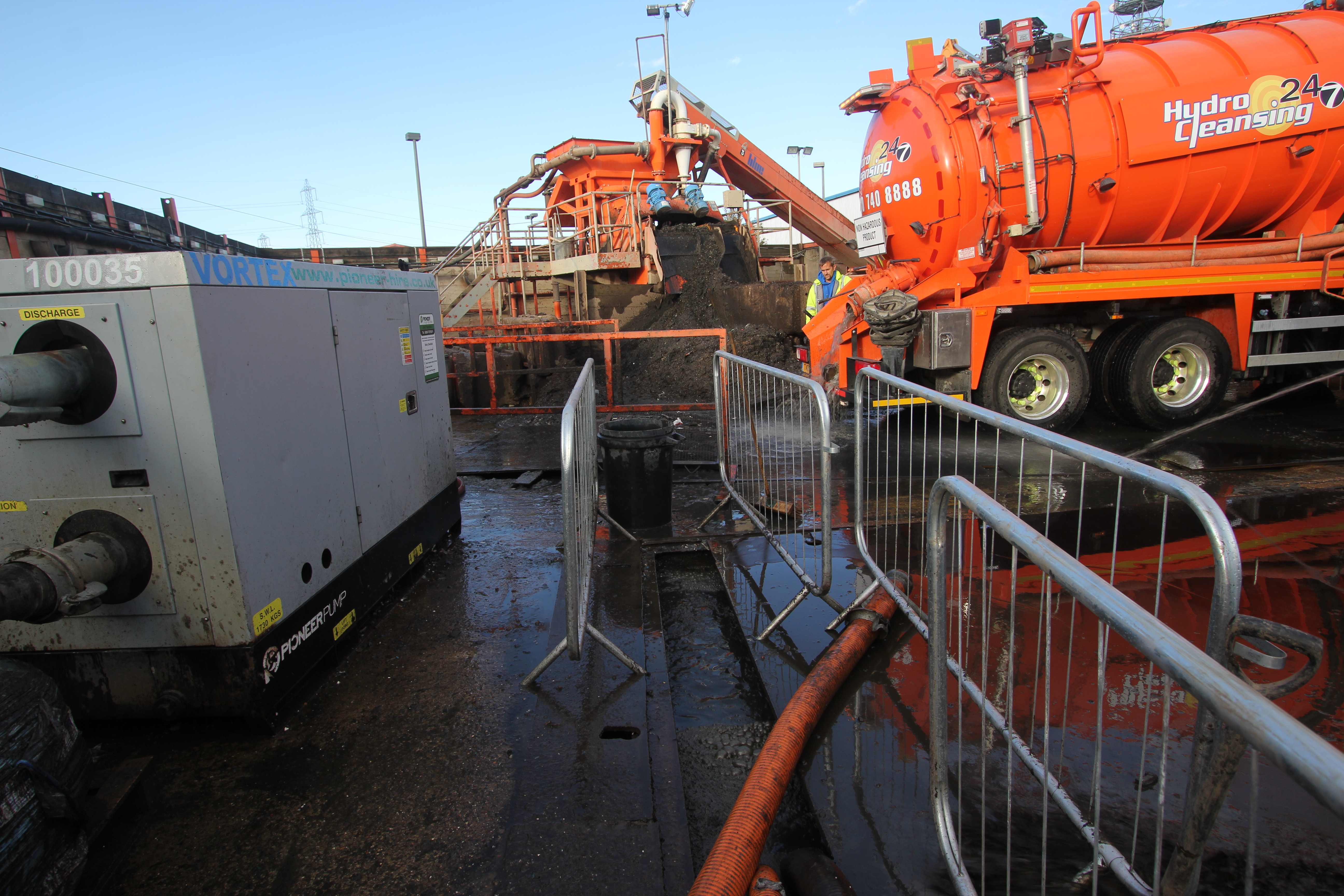 Wet Waste Recycling Experts - Waste Management Image 6